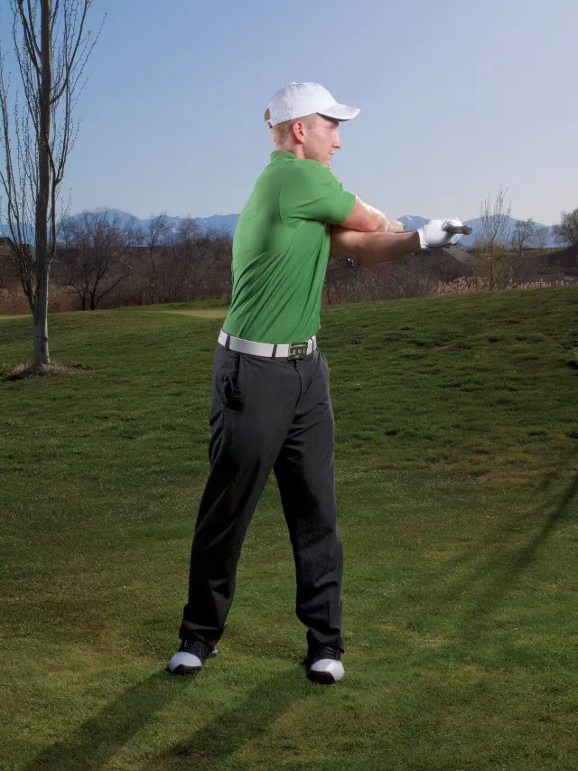 7 Best Golf Exercises To Improve Your Swing And Power